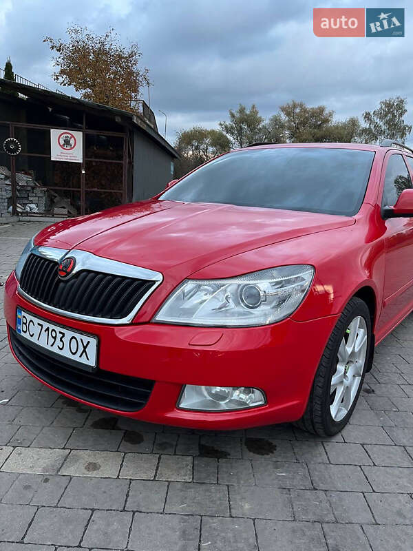 Универсал Skoda Octavia 2011 в Дрогобыче