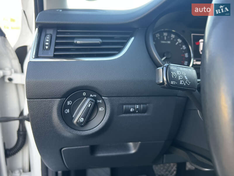 Универсал Skoda Octavia 2016 в Радивилове фото 14 Универсал Skoda Octavia 2016 в Радивилове