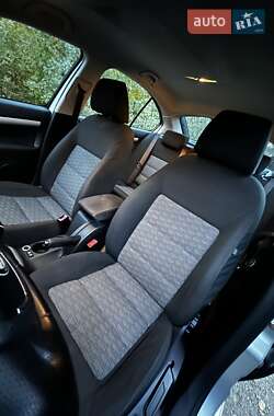 Лифтбек Skoda Octavia 2011 в 