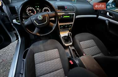 Лифтбек Skoda Octavia 2011 в 