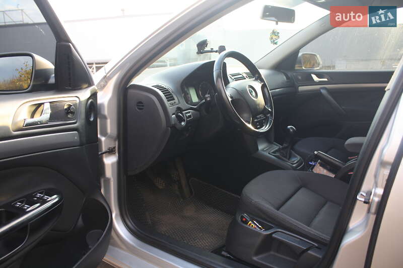 Універсал Skoda Octavia 2005 в Кривому Розі