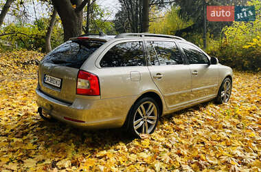 Універсал Skoda Octavia 2012 в  фото 9 Універсал Skoda Octavia 2012 в