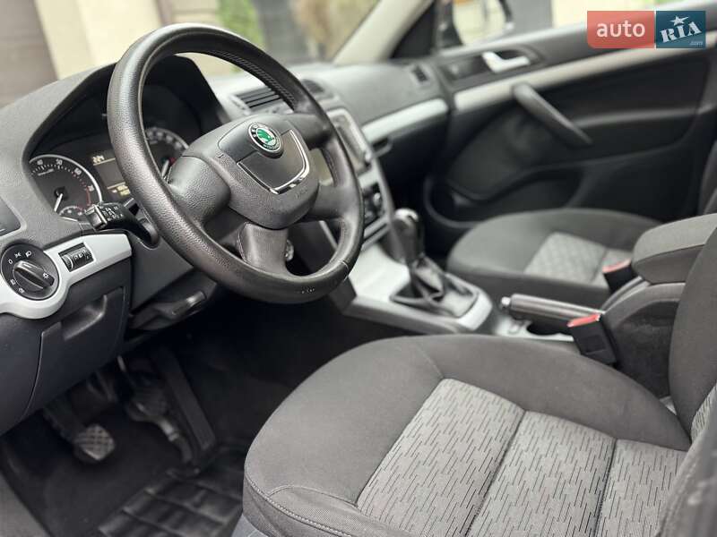 Універсал Skoda Octavia 2009 в Києві