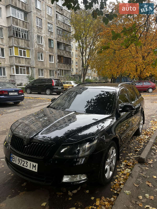 Универсал Skoda Octavia 2010 в 