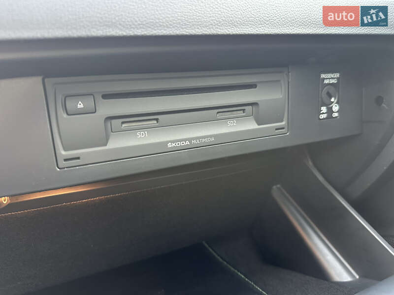 Универсал Skoda Octavia 2014 в Запорожье