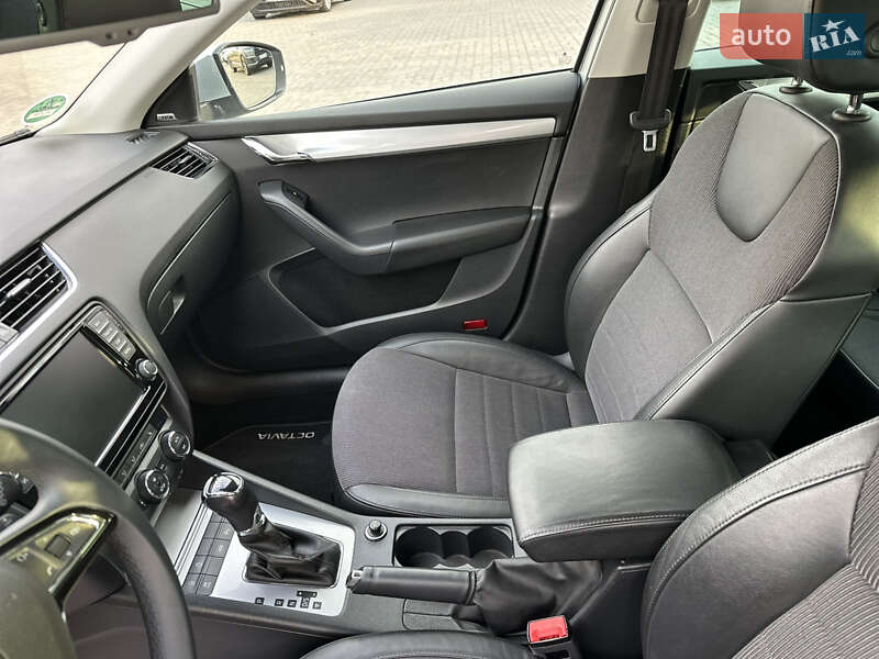 Универсал Skoda Octavia 2014 в Запорожье