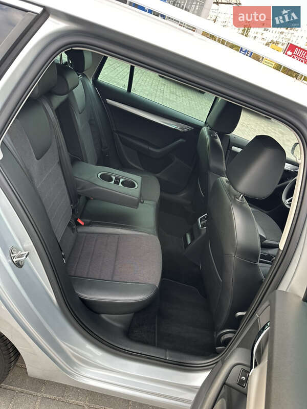 Универсал Skoda Octavia 2014 в Запорожье