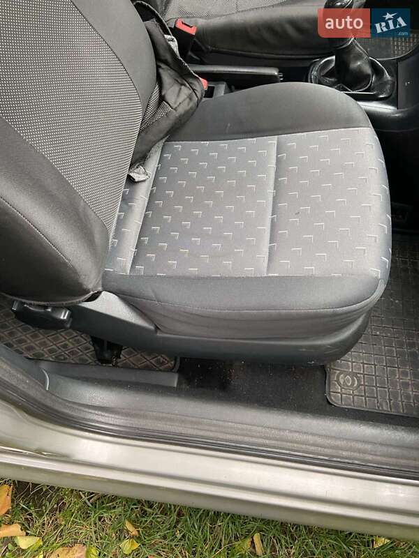 Універсал Skoda Octavia 2010 в Вінниці