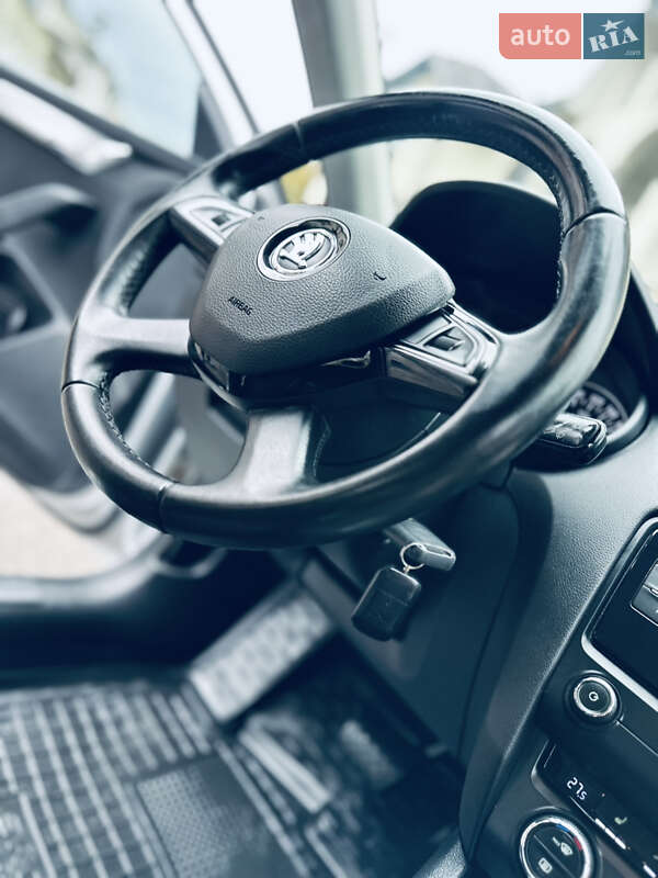 Ліфтбек Skoda Octavia 2015 в Грушево фото 40 Ліфтбек Skoda Octavia 2015 в Грушево