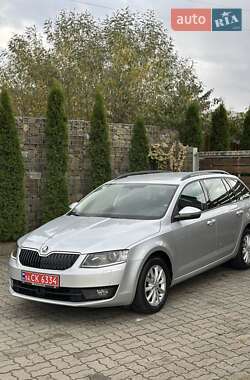 Універсал Skoda Octavia 2015 в  фото 11 Універсал Skoda Octavia 2015 в