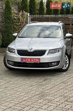 Універсал Skoda Octavia 2015 в  фото 26 Універсал Skoda Octavia 2015 в