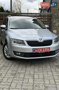 Універсал Skoda Octavia 2015 в  фото 32 Універсал Skoda Octavia 2015 в