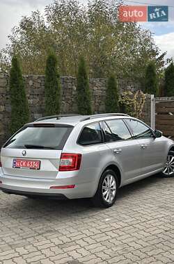Універсал Skoda Octavia 2015 в  фото 53 Універсал Skoda Octavia 2015 в