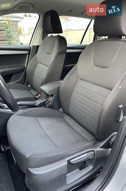 Універсал Skoda Octavia 2015 в  фото 74 Універсал Skoda Octavia 2015 в