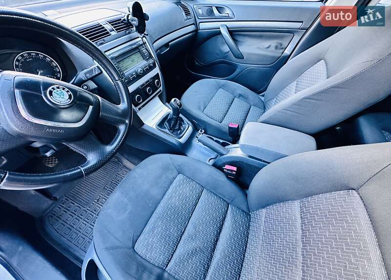 Лифтбек Skoda Octavia 2008 в Черкассах