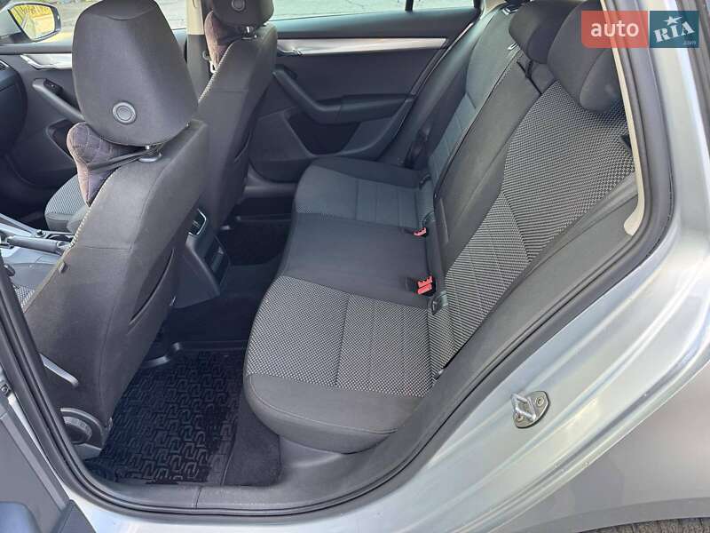 Універсал Skoda Octavia 2015 в Кролевці фото 31 Універсал Skoda Octavia 2015 в Кролевці