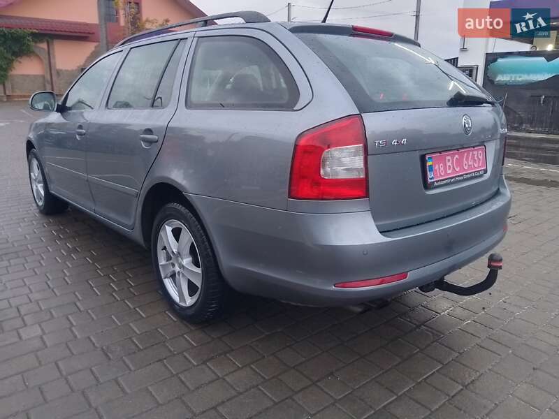 Универсал Skoda Octavia 2013 в Ровно