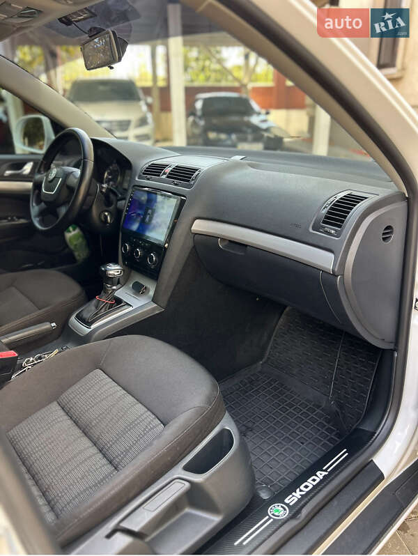 Лифтбек Skoda Octavia 2012 в Одессе фото 42 Лифтбек Skoda Octavia 2012 в Одессе