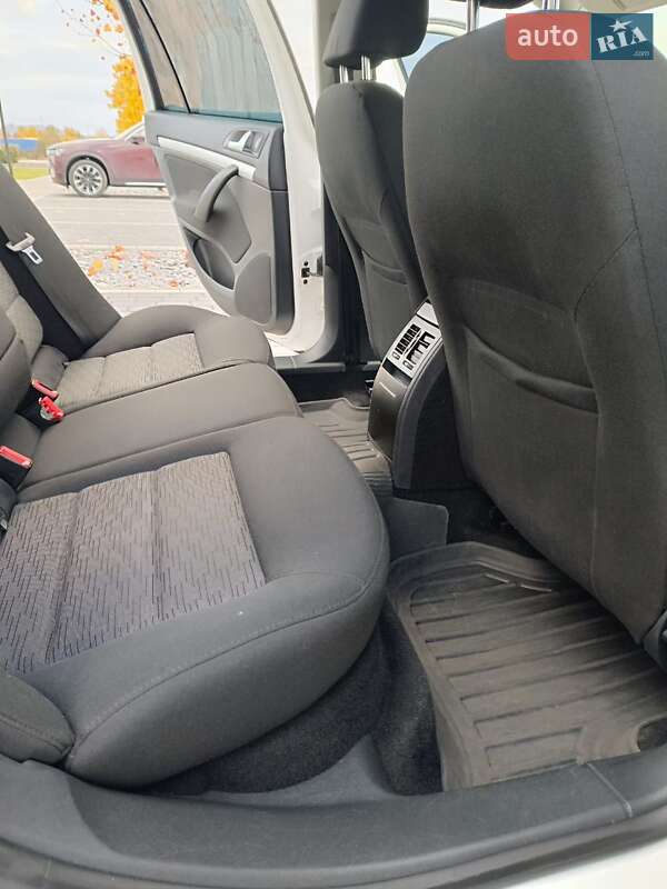 Универсал Skoda Octavia 2010 в Мукачево