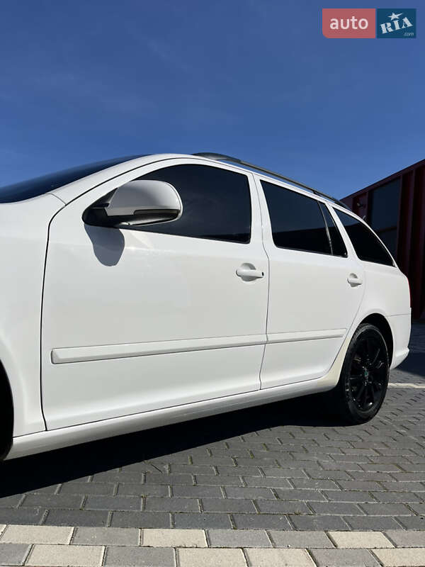 Универсал Skoda Octavia 2010 в Львове фото 8 Универсал Skoda Octavia 2010 в Львове