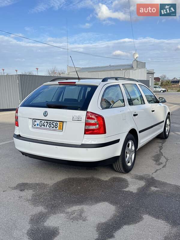 Универсал Skoda Octavia 2008 в Каменке
