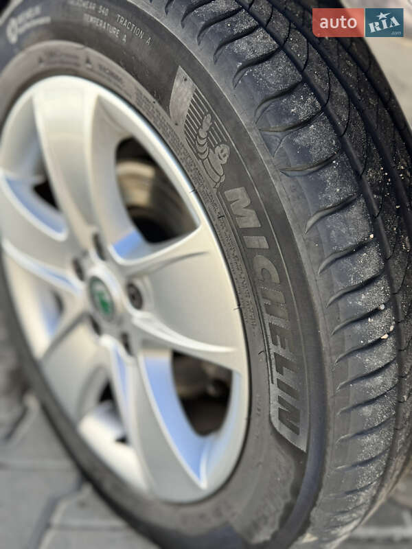 Лифтбек Skoda Octavia 2009 в Одессе