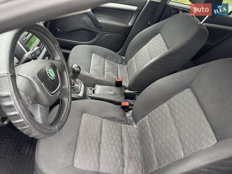 Лифтбек Skoda Octavia 2011 в Краснокутске