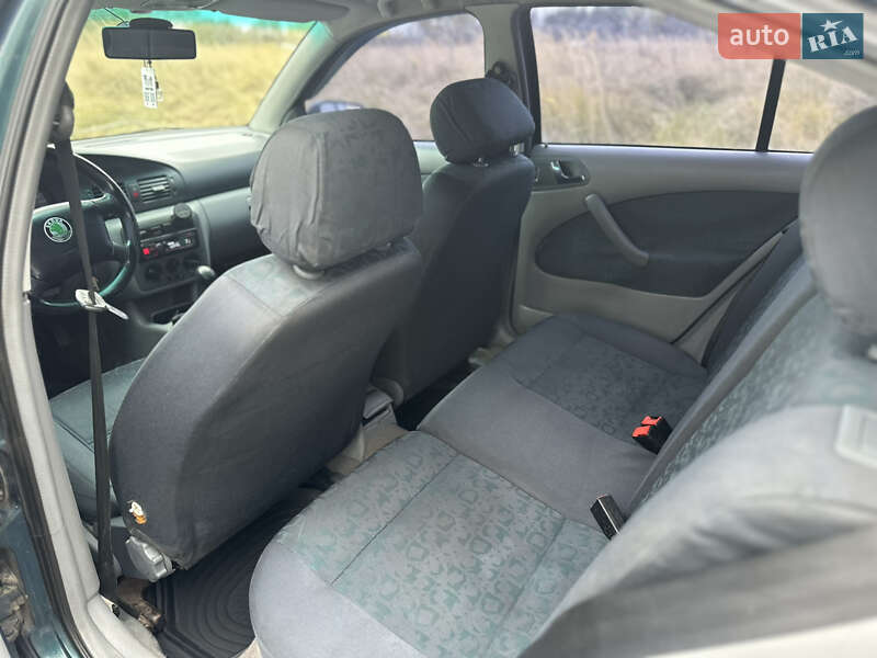 Лифтбек Skoda Octavia 1998 в Киеве