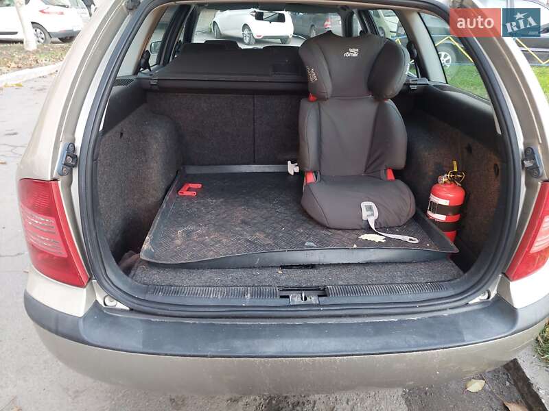 Универсал Skoda Octavia 2004 в Хмельницком