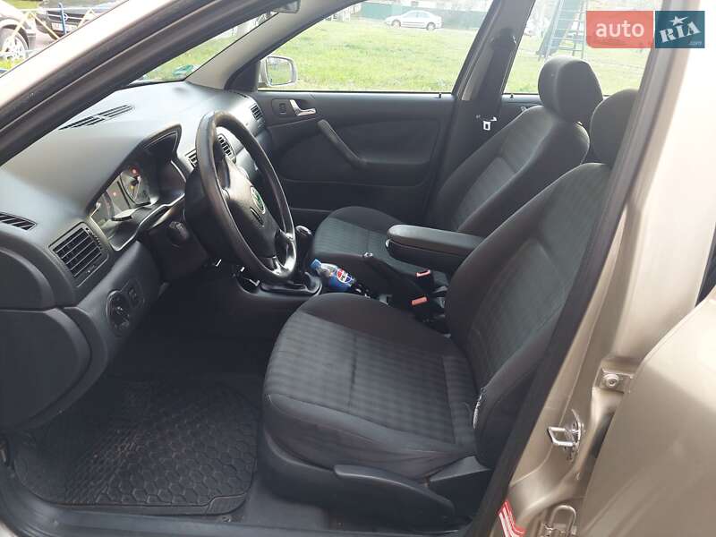 Универсал Skoda Octavia 2004 в Хмельницком