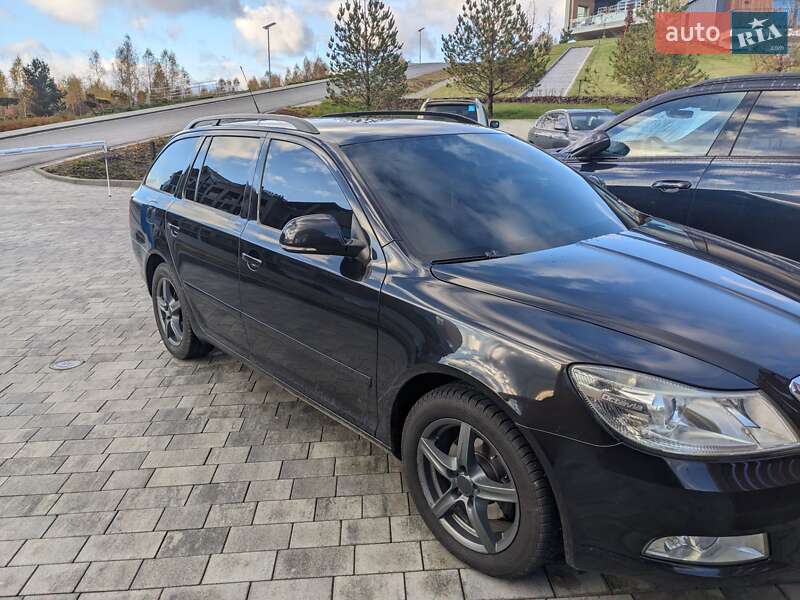 Универсал Skoda Octavia 2010 в Дрогобыче