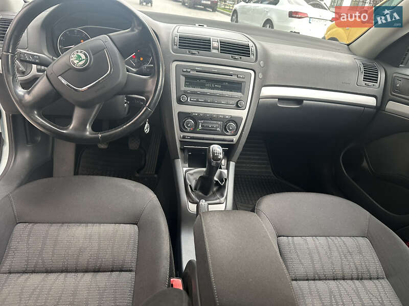 Лифтбек Skoda Octavia 2010 в Днепре фото 12 Лифтбек Skoda Octavia 2010 в Днепре
