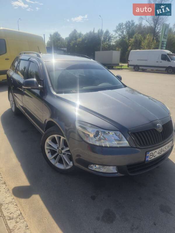 Skoda Octavia 2012 Skoda Octavia 2012