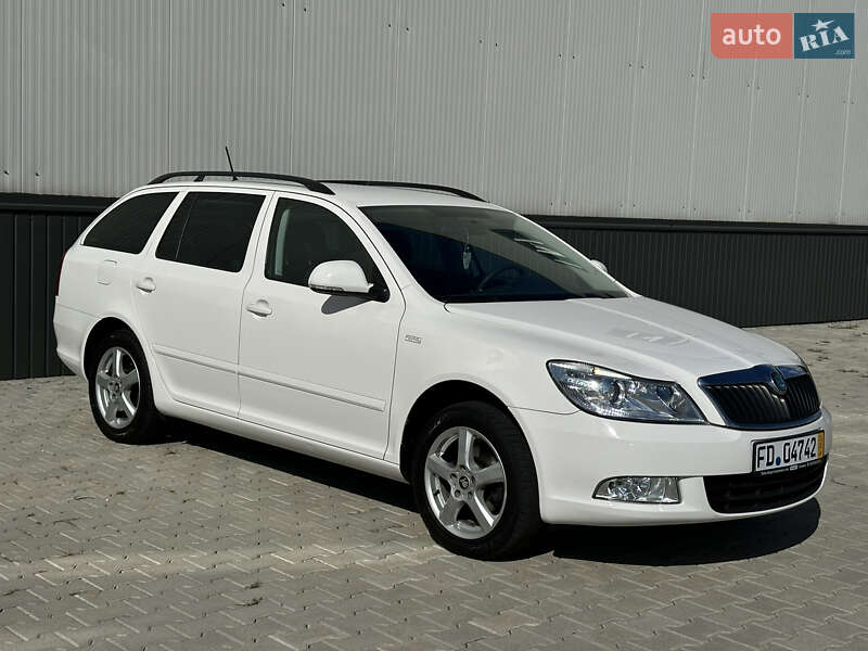 Skoda Octavia 2012 Skoda Octavia 2012