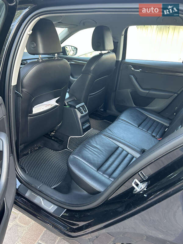 Універсал Skoda Octavia 2015 в Хмельницькому