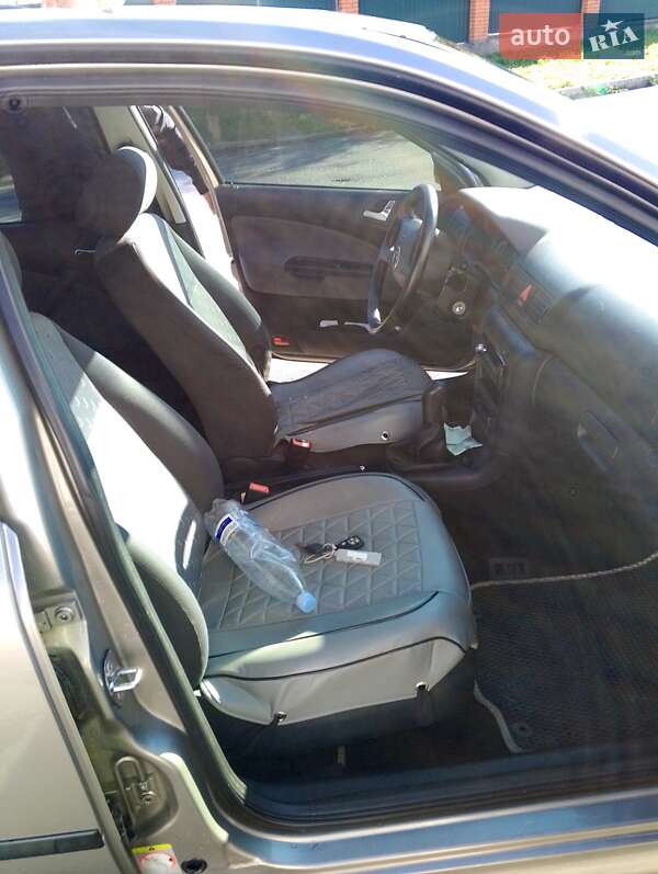 Лифтбек Skoda Octavia 2007 в Староконстантинове