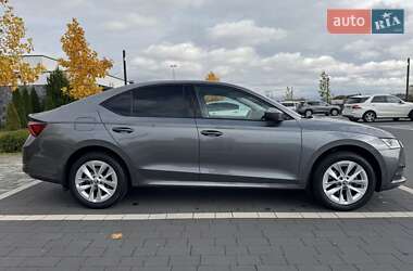 Лифтбек Skoda Octavia 2023 в 