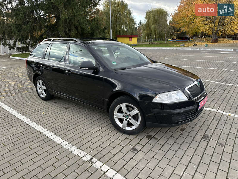 Универсал Skoda Octavia 2011 в Луцке фото 4 Универсал Skoda Octavia 2011 в Луцке