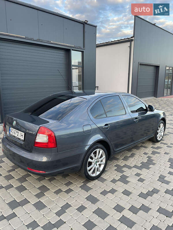 Лифтбек Skoda Octavia 2009 в Мукачево