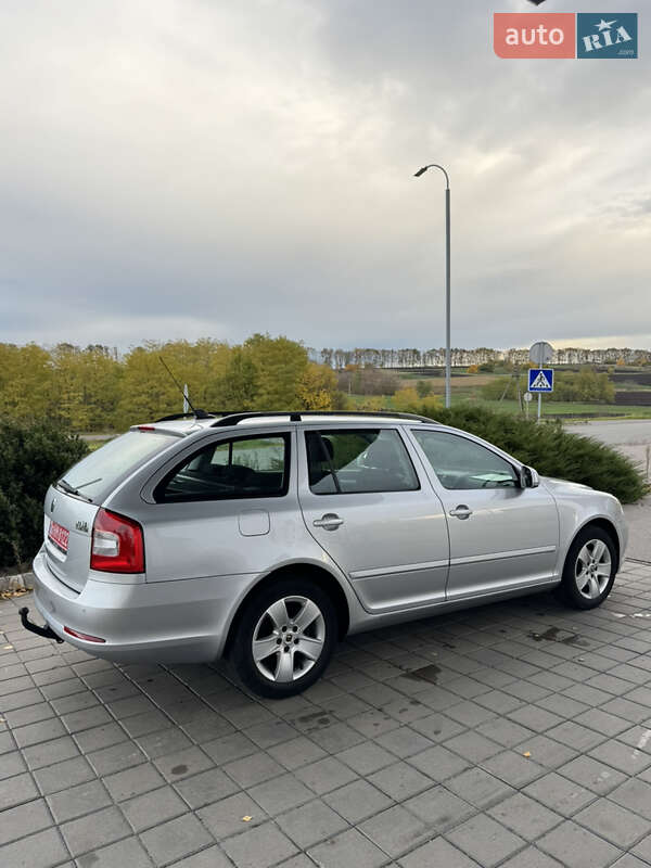 Универсал Skoda Octavia 2009 в Великой Багачке фото 5 Универсал Skoda Octavia 2009 в Великой Багачке