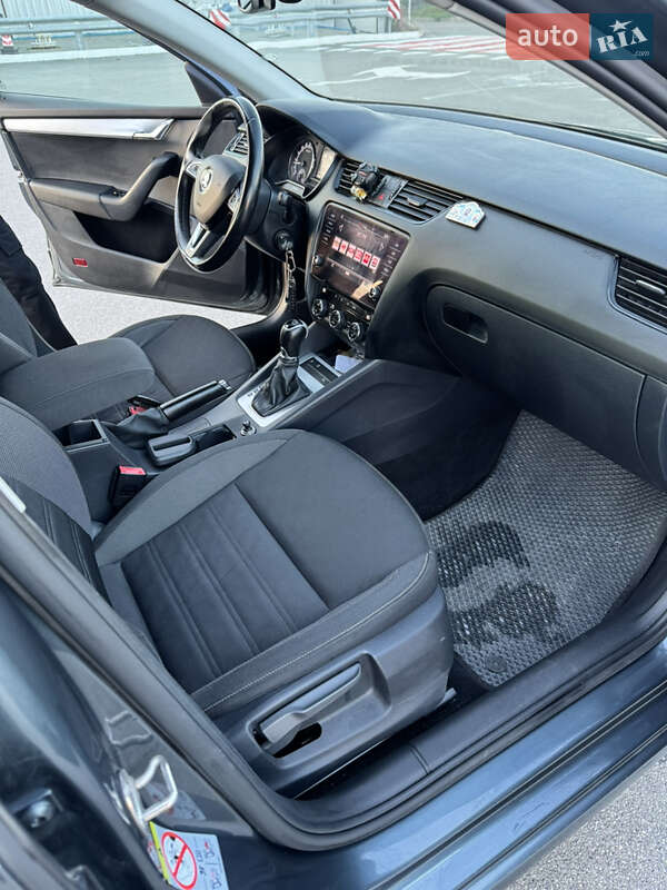 Универсал Skoda Octavia 2018 в Софиевской Борщаговке