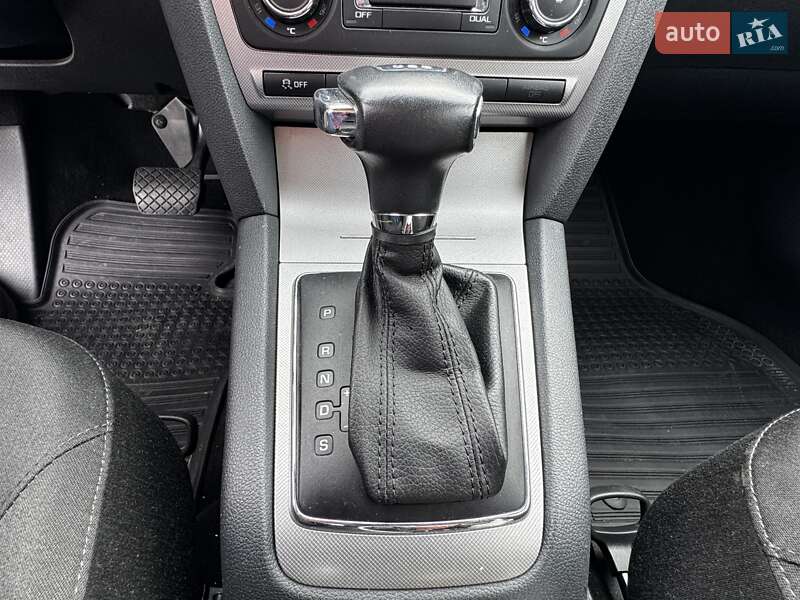 Лифтбек Skoda Octavia 2011 в Самборе