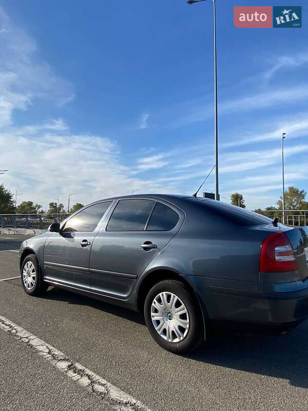 Лифтбек Skoda Octavia 2009 в Киеве