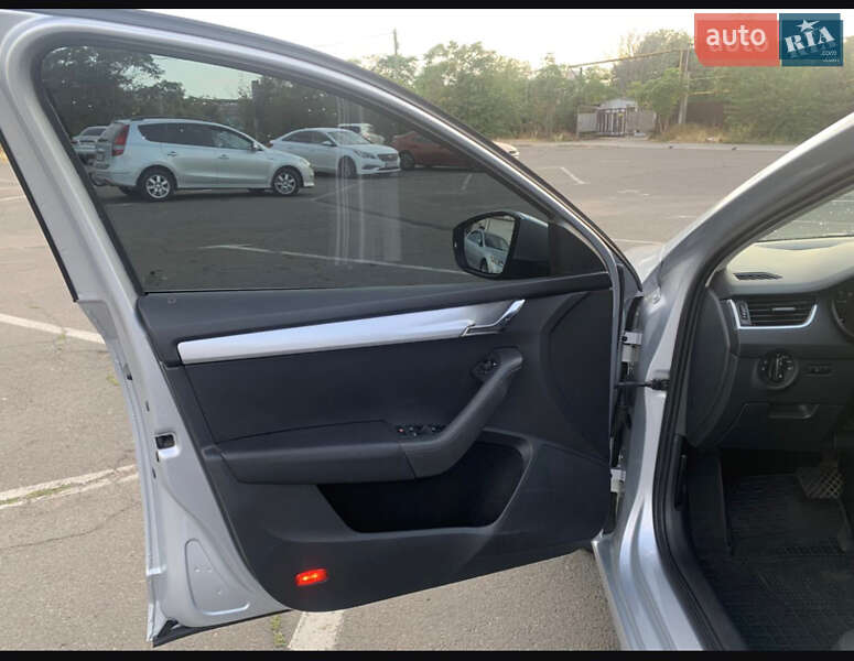 Універсал Skoda Octavia 2014 в Одесі