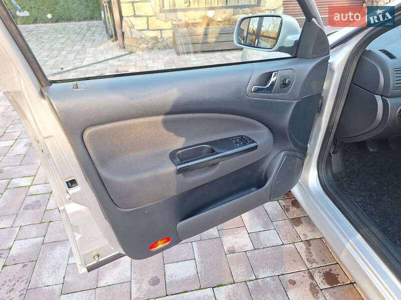 Лифтбек Skoda Octavia 2004 в Виннице фото 15 Лифтбек Skoda Octavia 2004 в Виннице