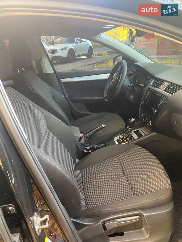 Универсал Skoda Octavia 2013 в Киеве фото 12 Универсал Skoda Octavia 2013 в Киеве