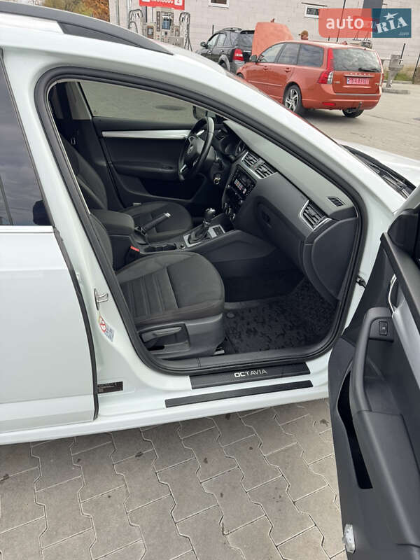 Универсал Skoda Octavia 2018 в Буче