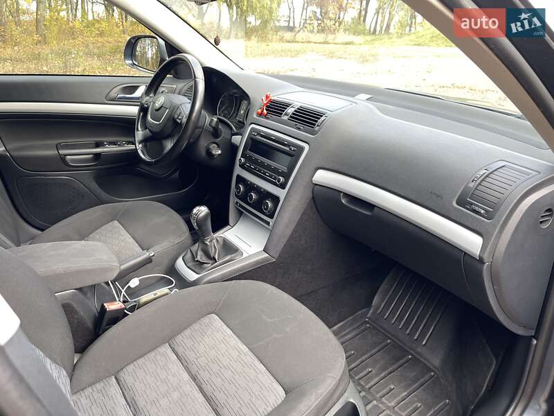 Універсал Skoda Octavia 2009 в Калуші