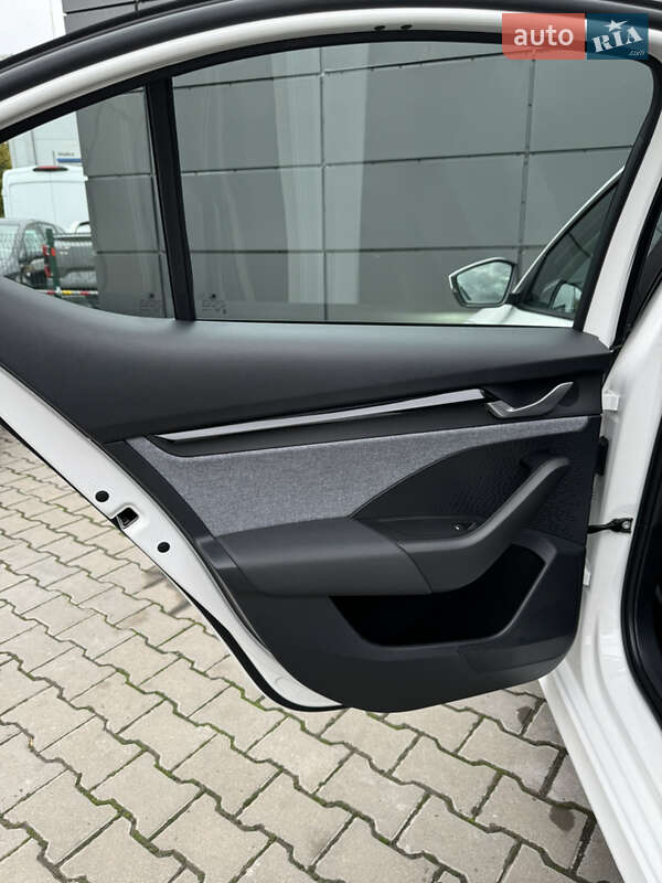 Ліфтбек Skoda Octavia 2024 в Одесі