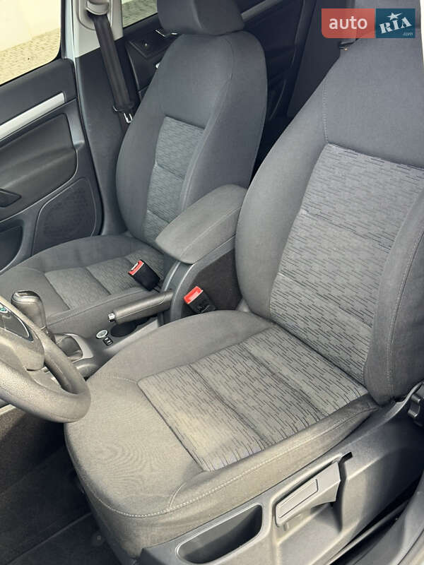 Универсал Skoda Octavia 2012 в Ровно